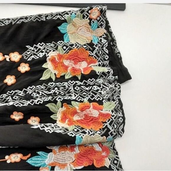 Johnny Was embroidered dress - Picture 4 of 5